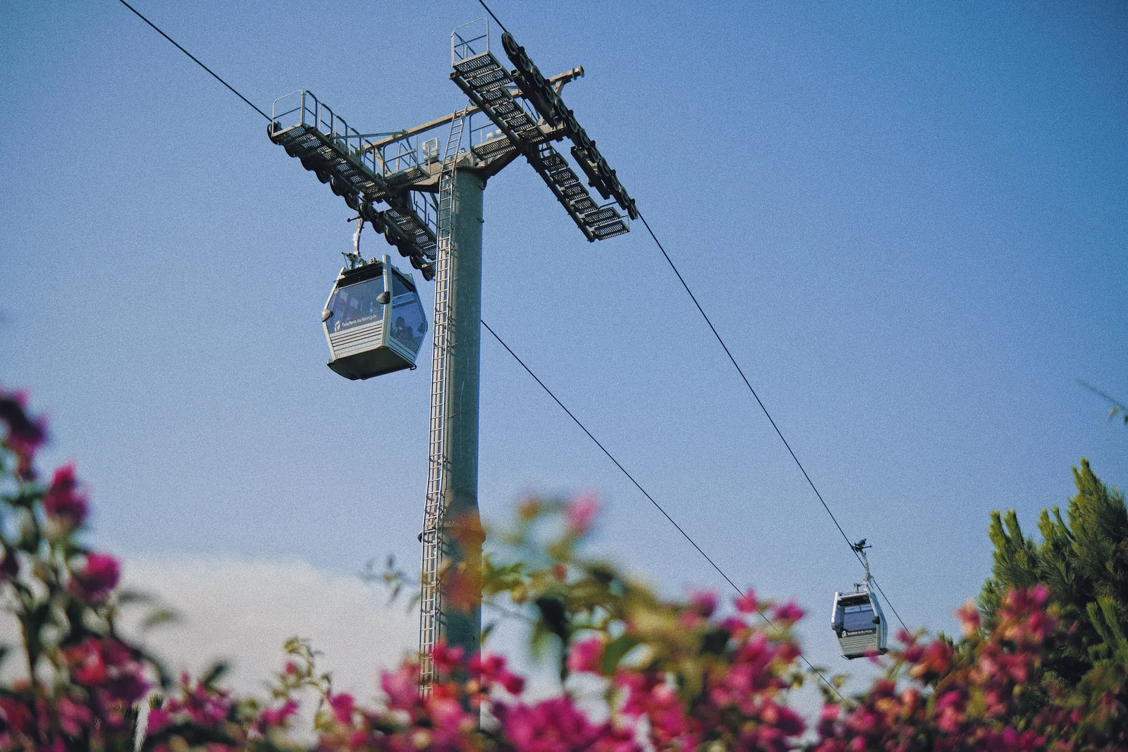 הרכבל של מונז׳ואיק מעל נמל ברצלונה, ספרד